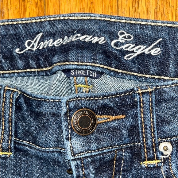 American Eagle Outfitters Stretch Favorite Boyfriend Blue Denim Jeans Size 4 - Picture 2 of 12